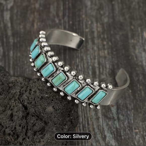 Silver and Turquoise Bracelet - Picture 7 of 8